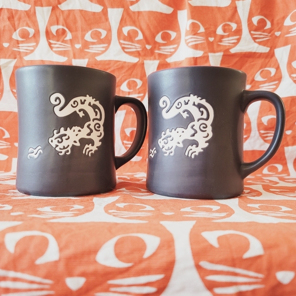 Starbucks Year of The Dragon GORGEOUS bone china 2011 Both Mugs - Picture 1 of 12